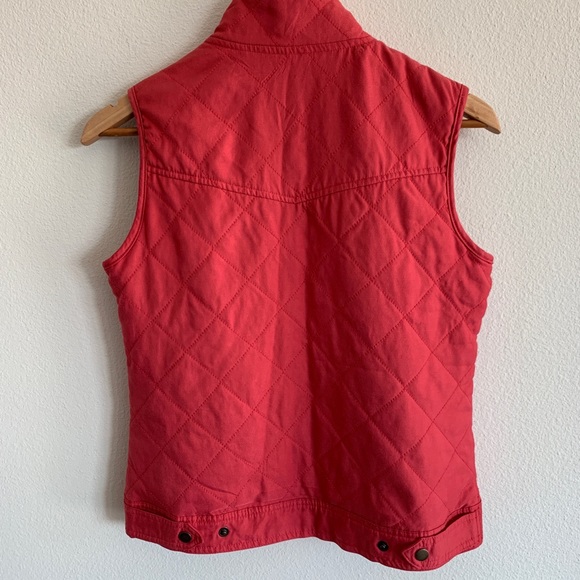 Magellan Quilted Vest - Picture 2 of 10